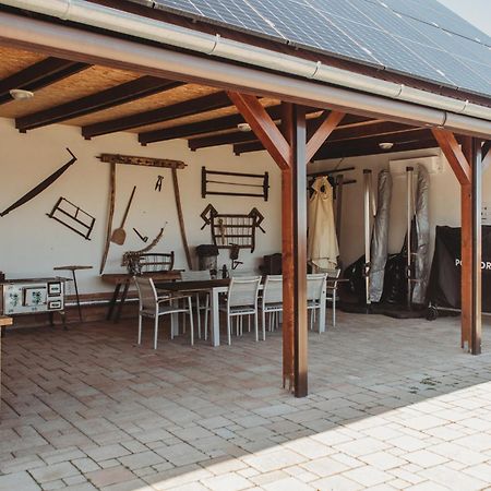 Hotel Maushaus à Vemend Extérieur photo